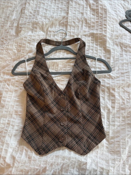 Princess Polly Tops - Princess Polly Brown Plaid V-Neck Button Vest Top